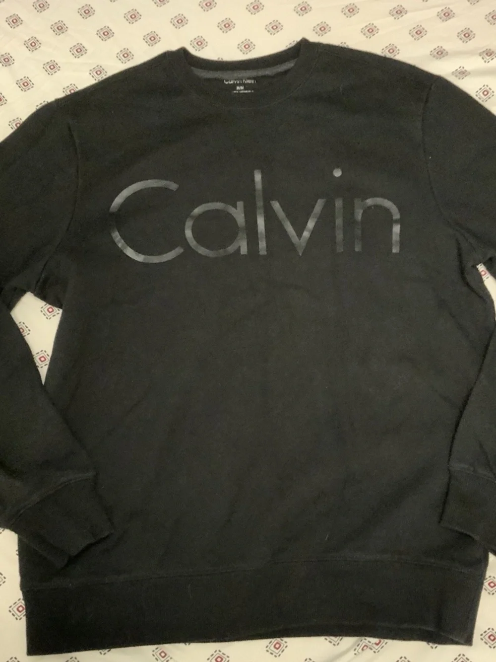 Calvin Klein Women’s Medium Black Pullover Sweater Logo Long Sleeve Dark Warm